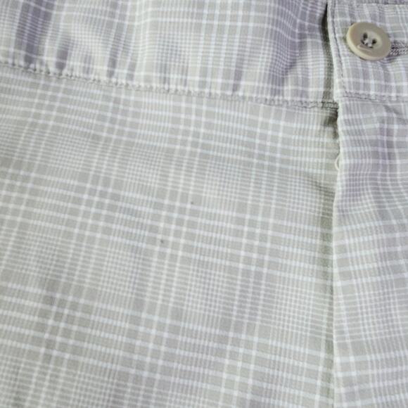 Nike Golf Dri-FIT Men's Performance Shorts Size 42 Beige White Plaid - Picture 14 of 14